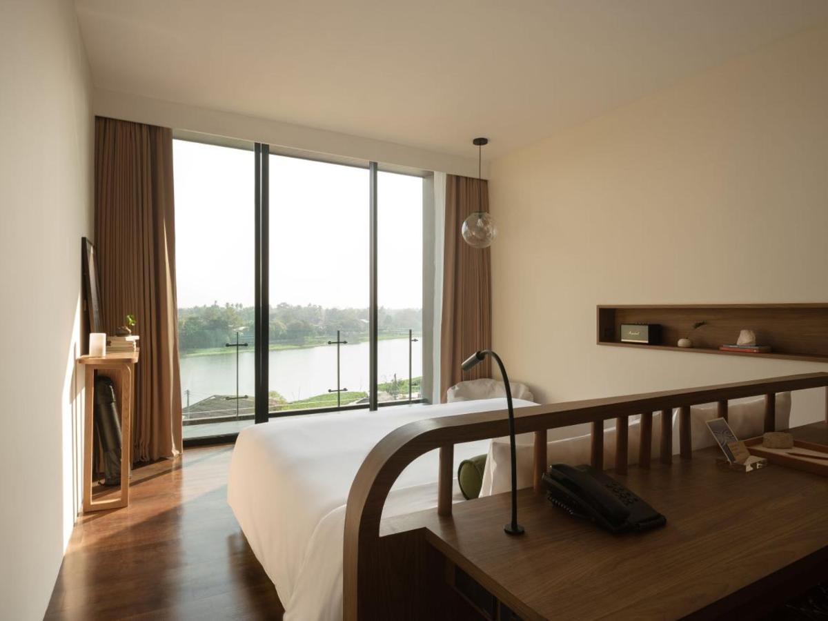 Neera Retreat Hotel Nakhon Pathom Exteriör bild