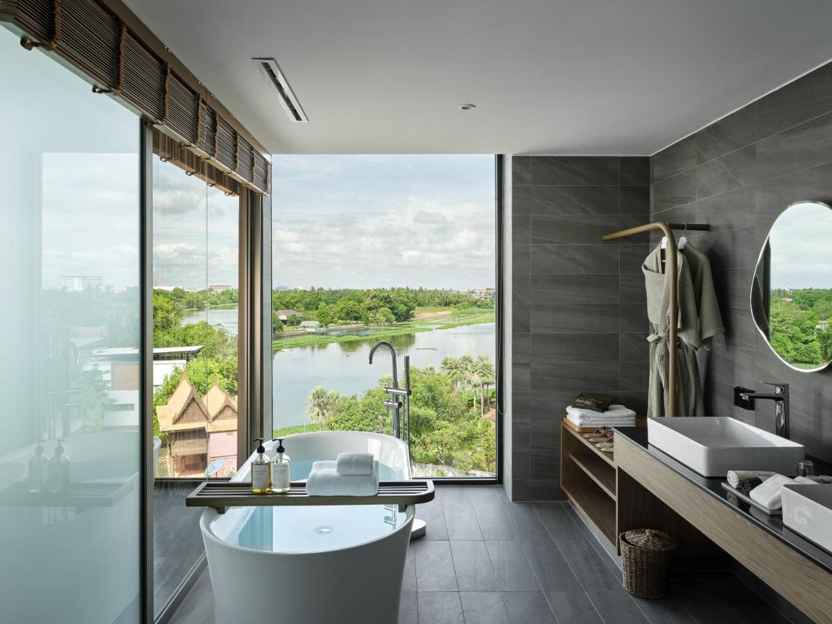 Neera Retreat Hotel Nakhon Pathom Exteriör bild