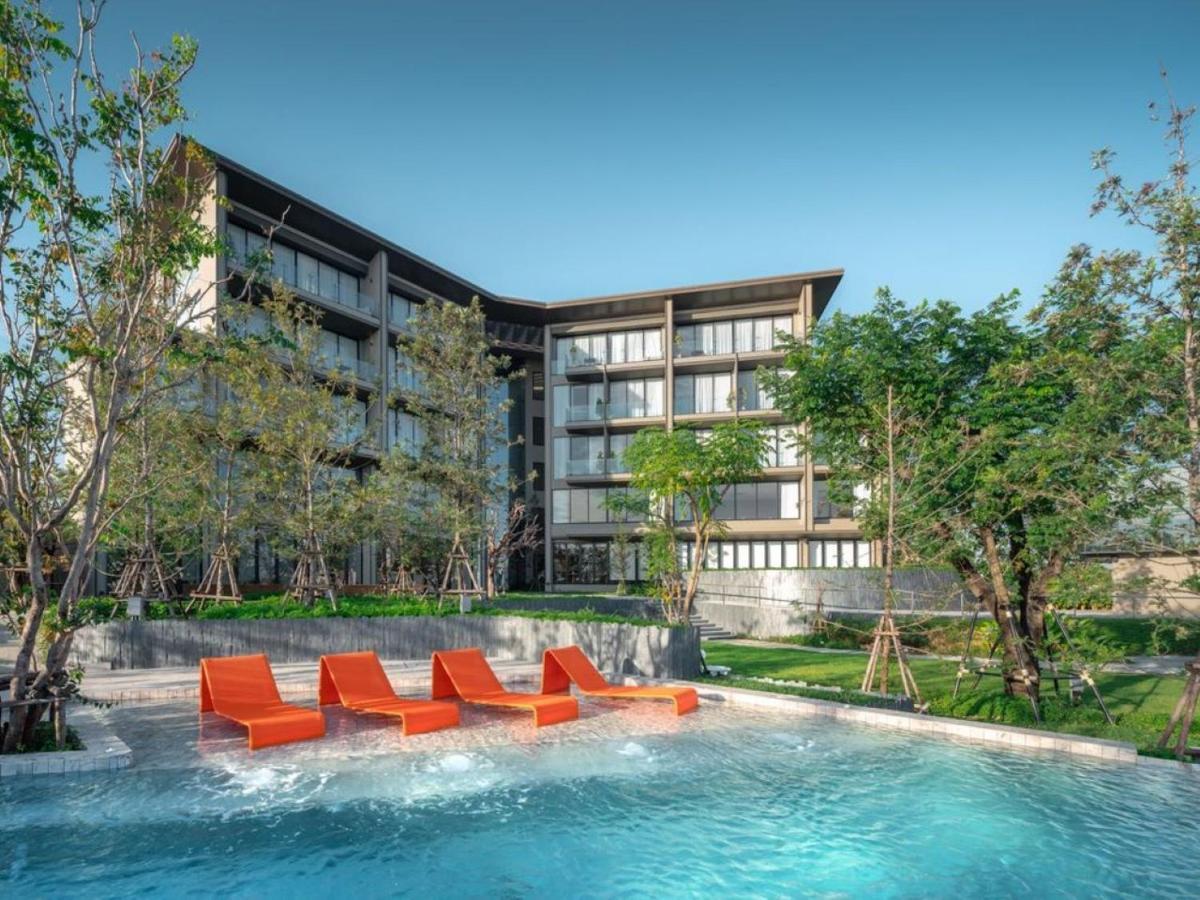 Neera Retreat Hotel Nakhon Pathom Exteriör bild